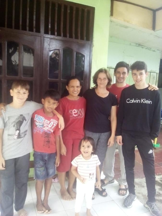 Penginapan Kofiyau Sorong Kültér fotó